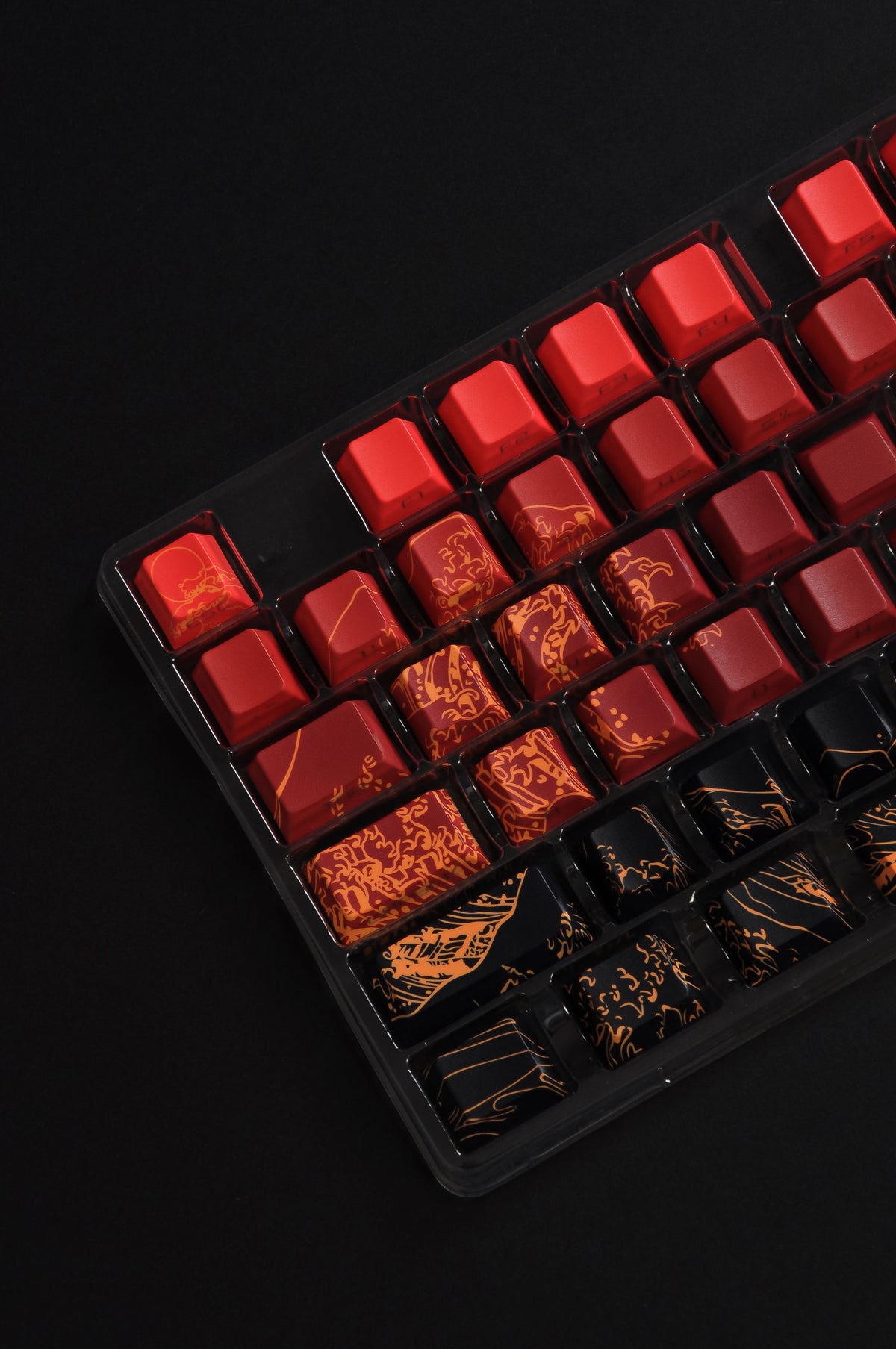 Teclado mecánico diseño artístico rojo y negro